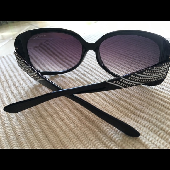 Sunglasses - Picture 2 of 3